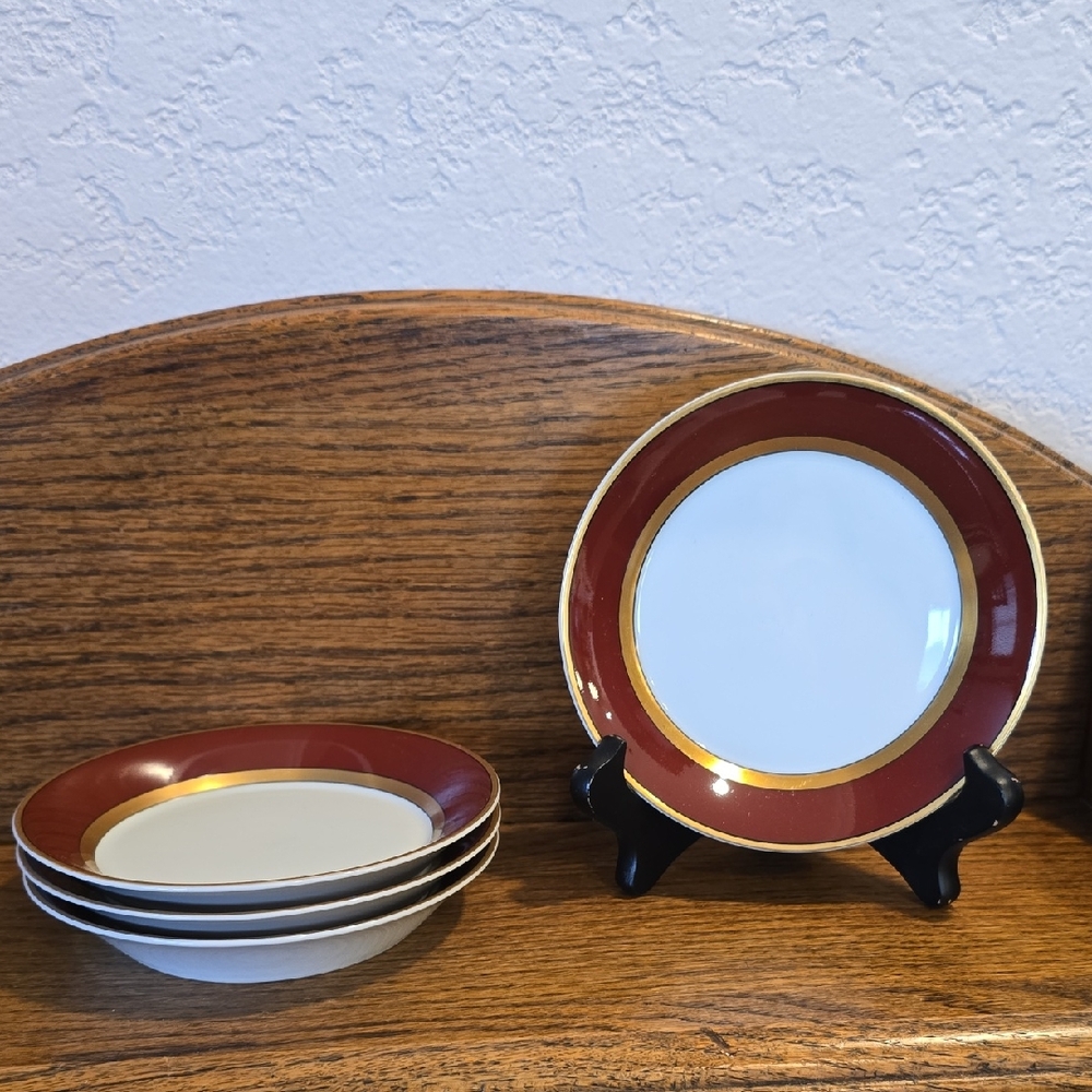 Fitz and Floyd Renaissance Small Plates Saucers Set Of Four Cinnabar
